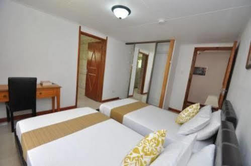 Chrisent Residence Port Glaud Εξωτερικό φωτογραφία
